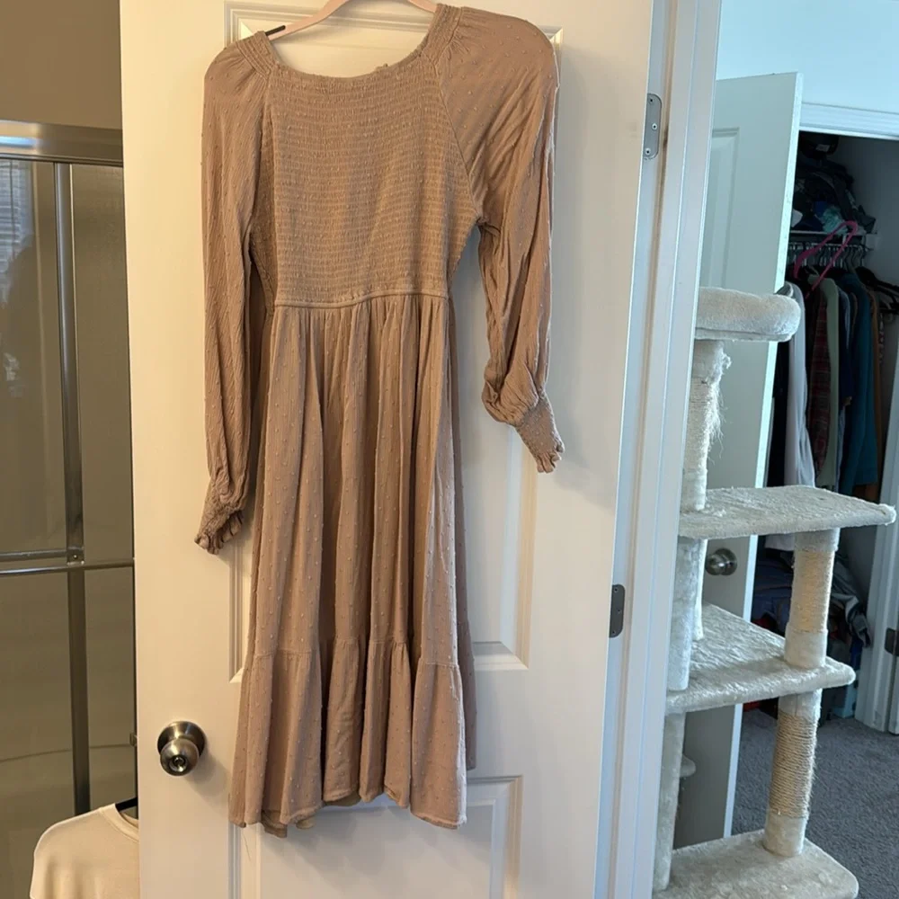 Baltic Born Lainey Smocked Swiss Dot Midi Dress Taupe Boho Long Sleeve Large - Picture 14 of 14